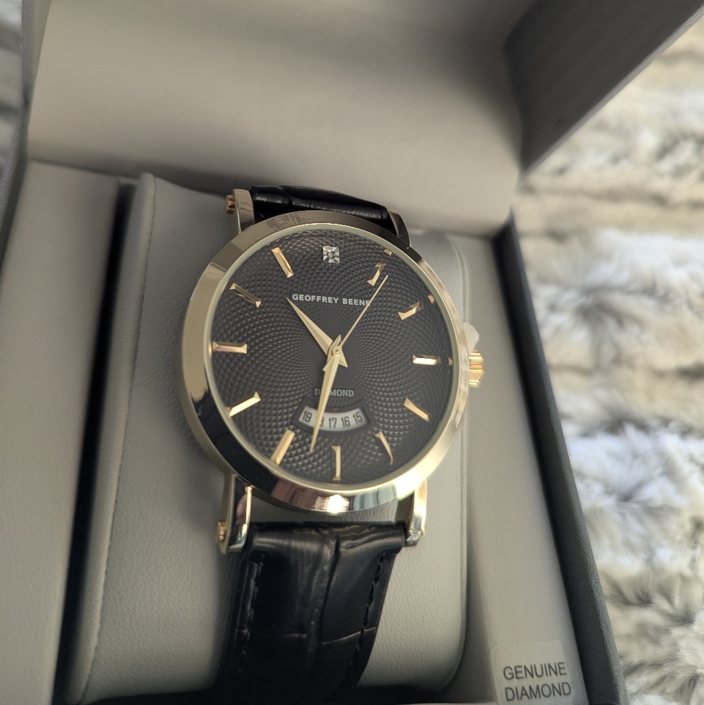 Geoffrey Beene Leather WATCHES... NEW - Picture 2 of 15